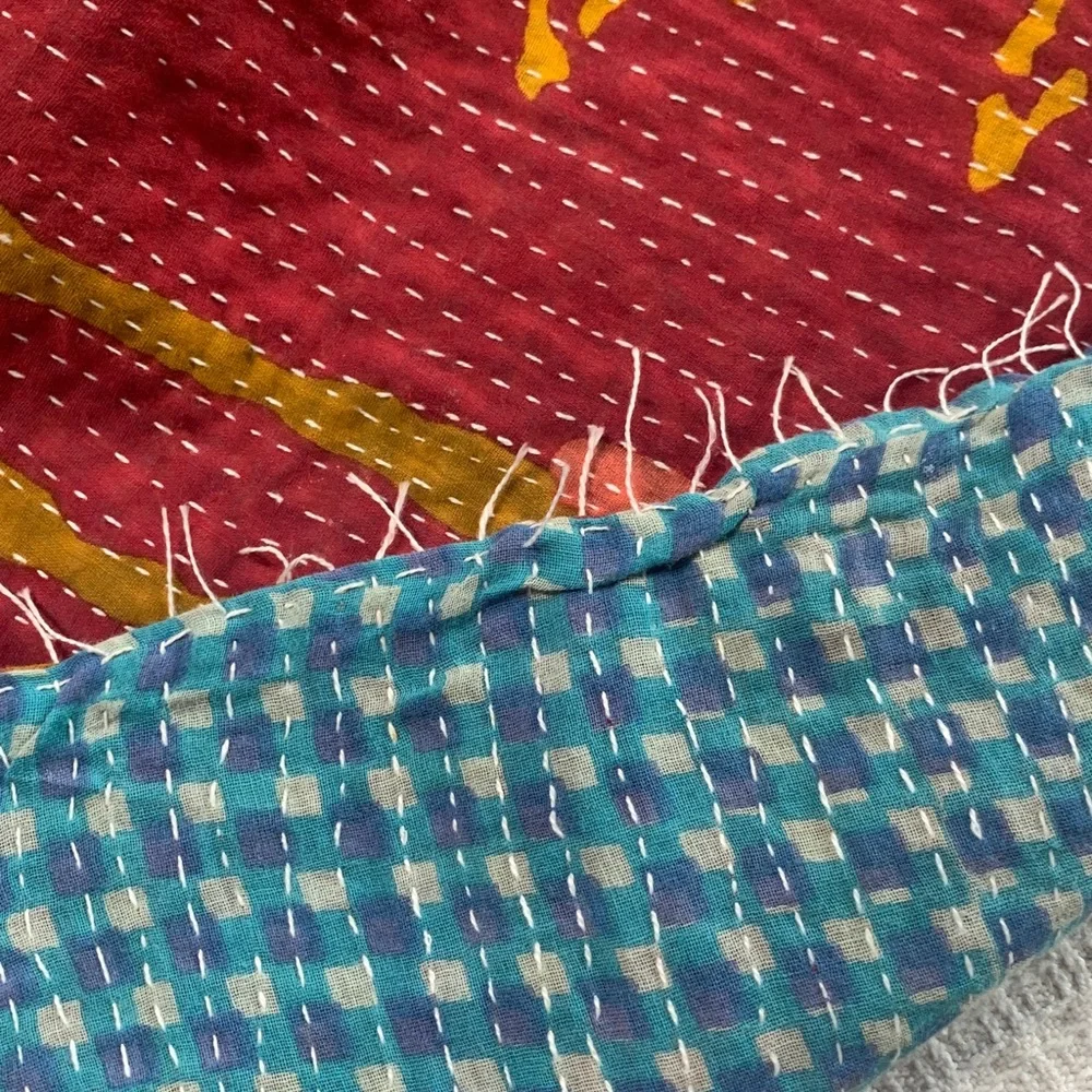 Kantha Bae Headwrap gold, red, blue